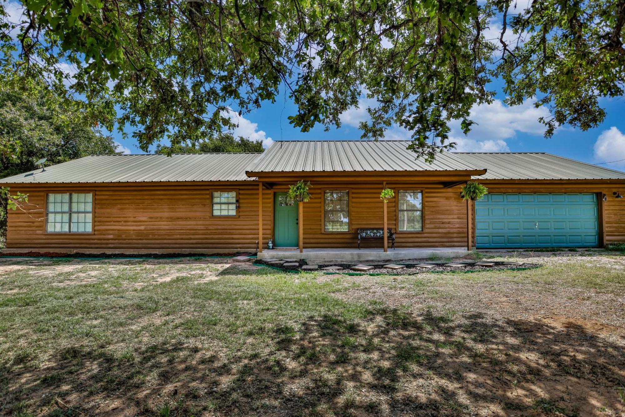 Tranquil 3-Bedroom Cabin Near Winstar Casino 萨克维尔 外观 照片
